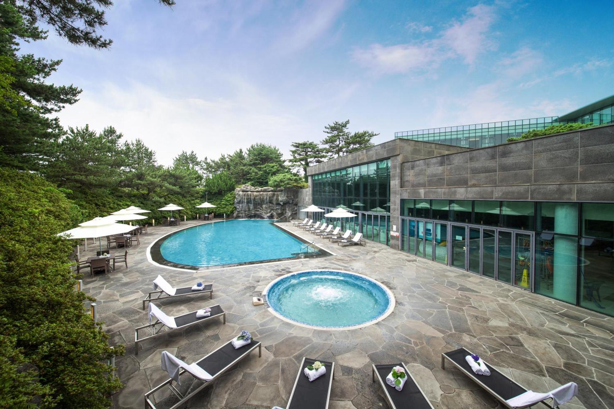 We Jeju 5*
